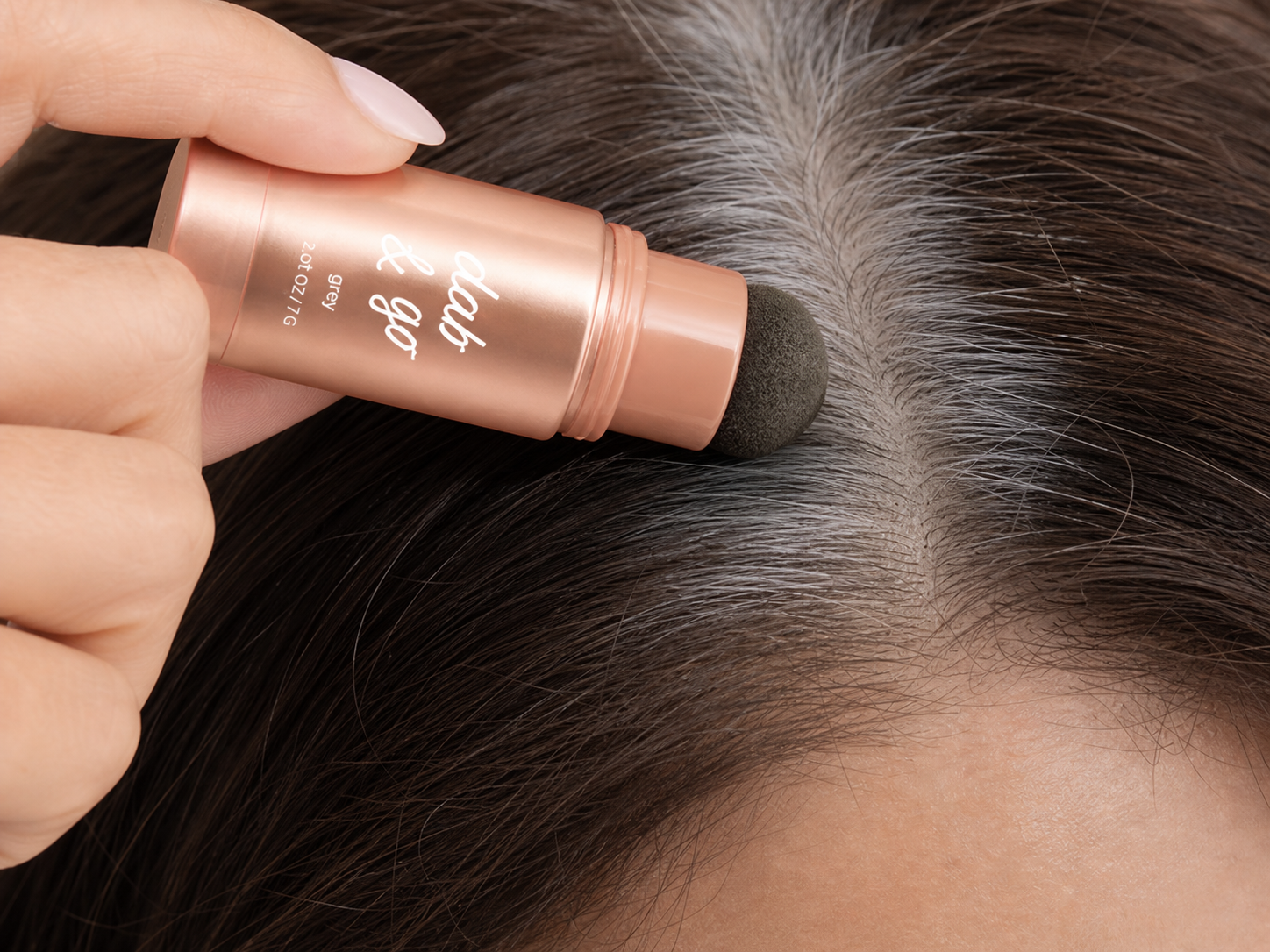Precise root powder application along a narrow part